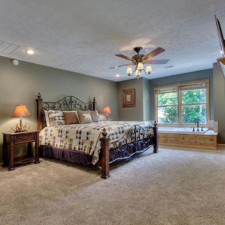 Gorgeous "Country Roads" By Honeybearcabins 4Br 4Ba, Next To Pool, Easy Drive, Main Strip Location! Pigeon Forge Zewnętrze zdjęcie