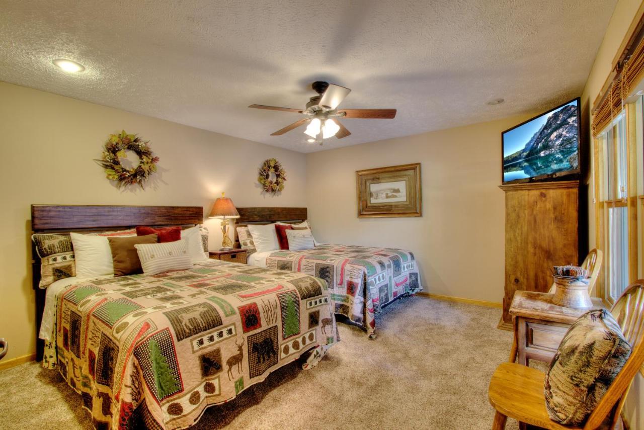 Gorgeous "Country Roads" By Honeybearcabins 4Br 4Ba, Next To Pool, Easy Drive, Main Strip Location! Pigeon Forge Zewnętrze zdjęcie
